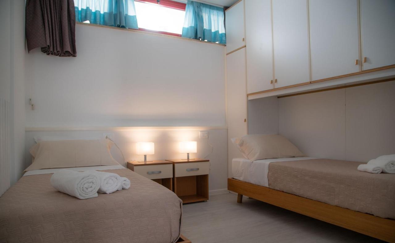 I Suoni Del Mare Apartment Porto San Giorgio Exterior photo